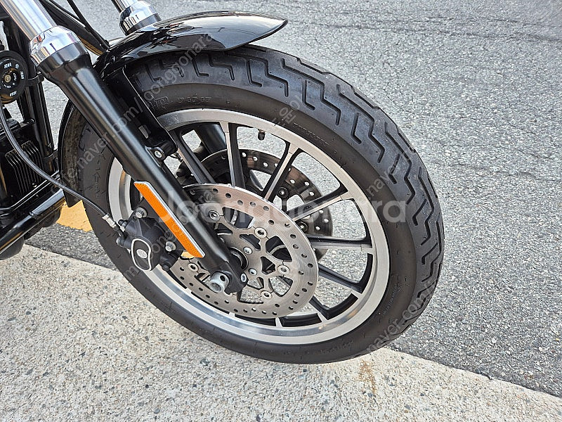 할리데이비슨 아이언883R--7